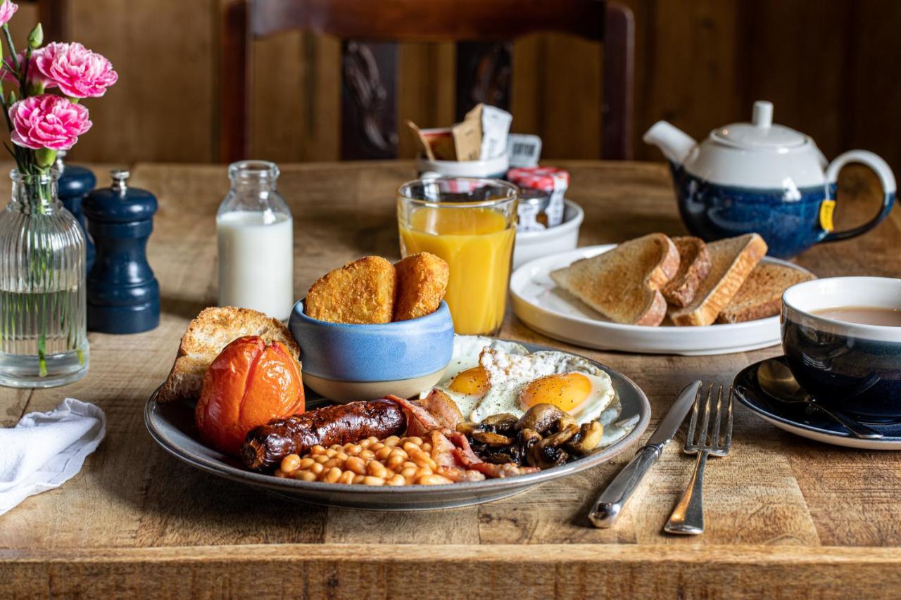 Kings Arms Hotel Stansted Mountfitchet Zewnętrze zdjęcie